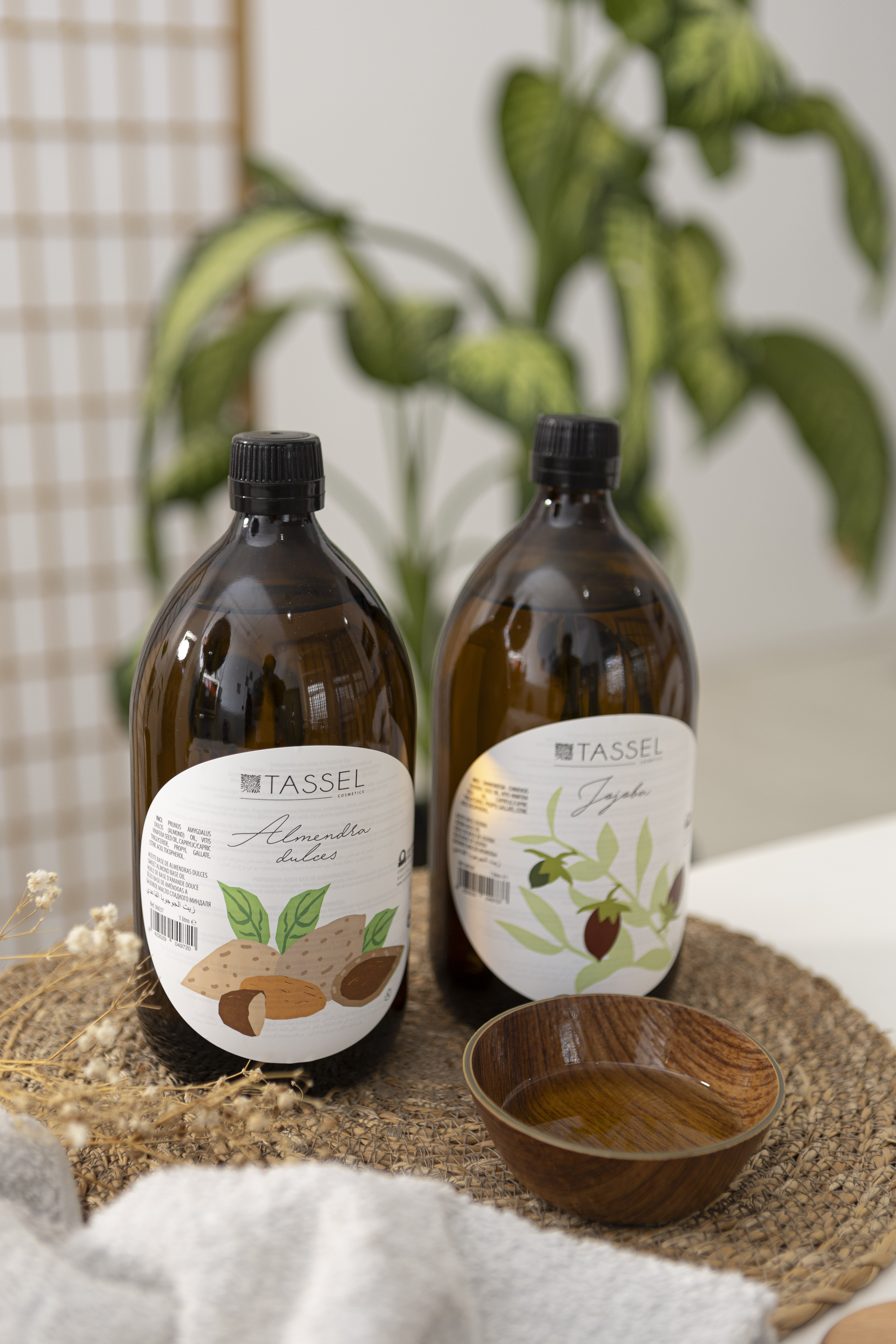 HUILE DE BASE D&rsquo;AMANDE DOUCE – 1 LITRE